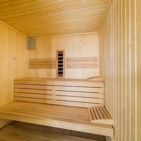 Premium Cazare Mamaia Nord Complex Cu Piscina Incalzita Sauna Gym Jacuzzi Apartmán